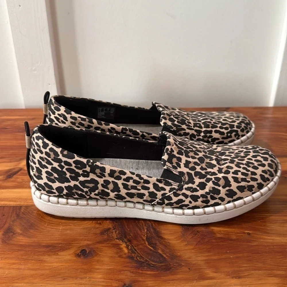 Cloudsteppers by Clarks Step Glow Jade Leopard Slip On Shoes